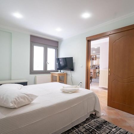 Rafina 1 Bedroom 2 Persons Apartment By Mps Exterior foto